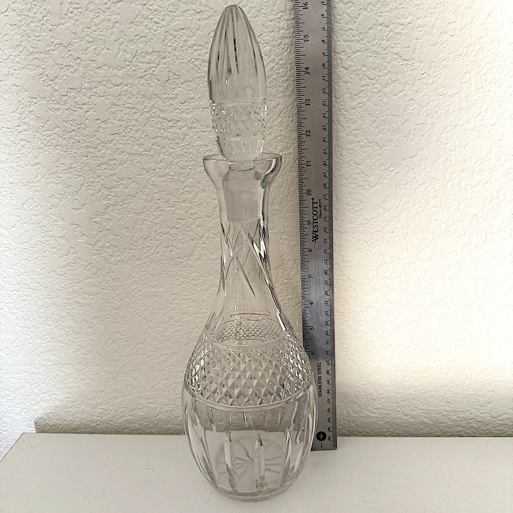 VTG Crystal Decanter/Acorn Shaped Stopper 16” High